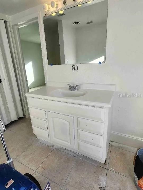 En Venta: $269,000 (3 camas, 2 baños, 1108 Pies cuadrados)
