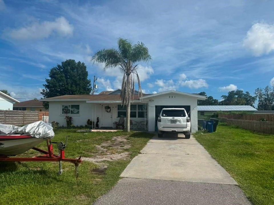 For Sale: $279,900 (2 beds, 1 baths, 1108 Square Feet)