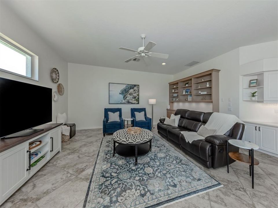 For Sale: $674,000 (3 beds, 2 baths, 2346 Square Feet)