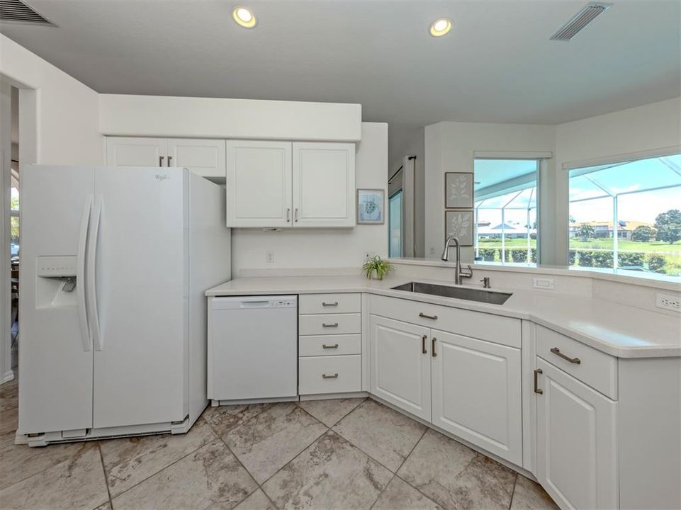 For Sale: $674,000 (3 beds, 2 baths, 2346 Square Feet)