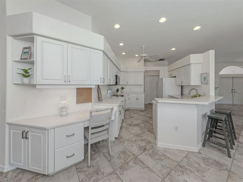 For Sale: $674,000 (3 beds, 2 baths, 2346 Square Feet)