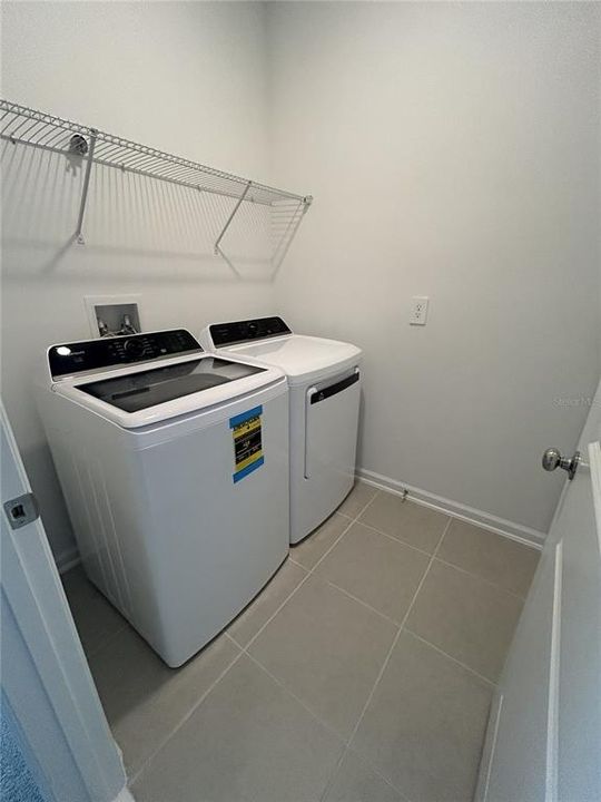 En Renta: $2,050 (3 camas, 2 baños, 1787 Pies cuadrados)