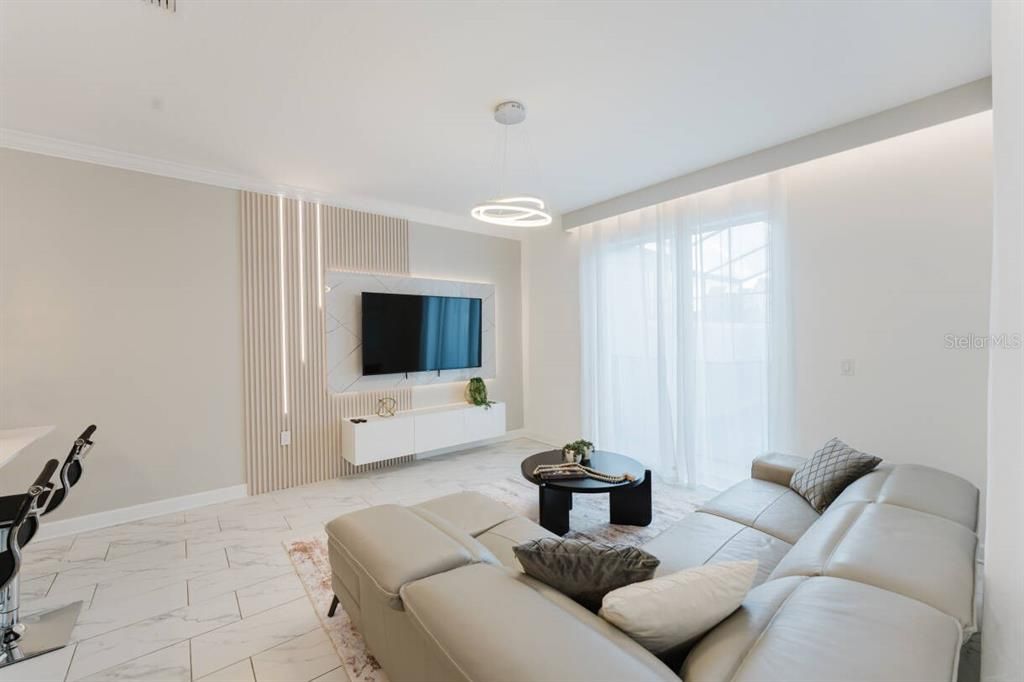 For Rent: $3,500 (4 beds, 3 baths, 1914 Square Feet)