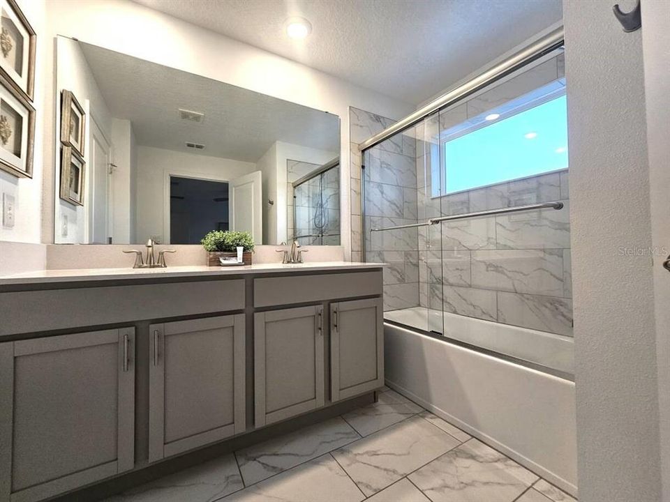 For Rent: $3,500 (4 beds, 3 baths, 1914 Square Feet)