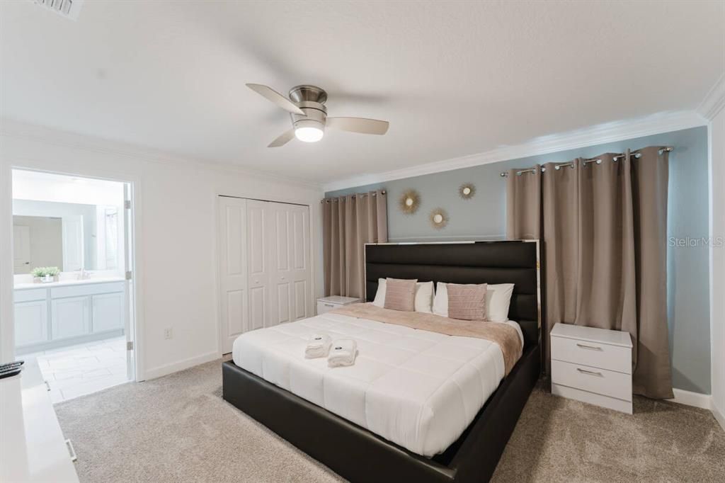 For Rent: $3,500 (4 beds, 3 baths, 1914 Square Feet)