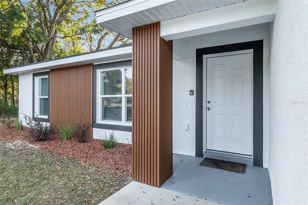 For Sale: $265,000 (3 beds, 2 baths, 1267 Square Feet)