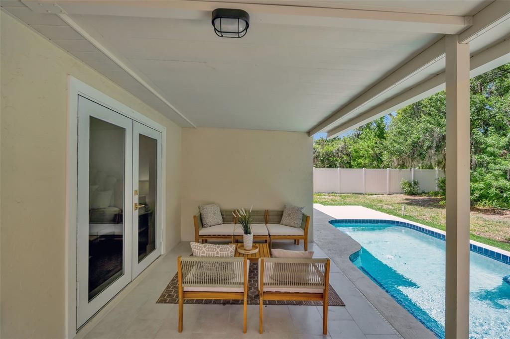 For Sale: $548,000 (3 beds, 2 baths, 1834 Square Feet)