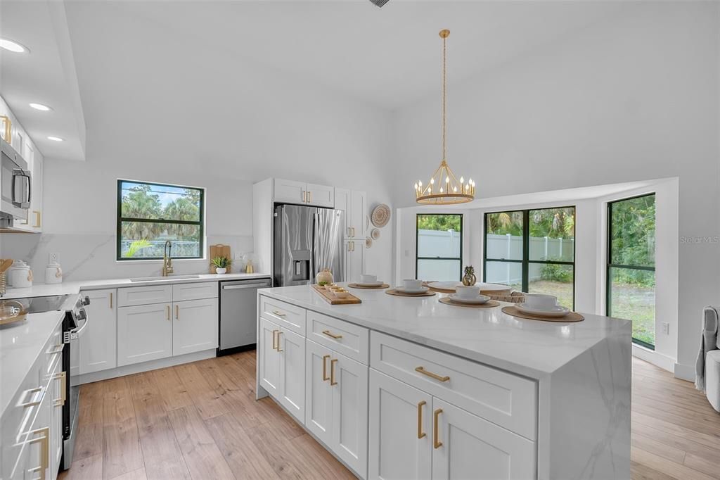 For Sale: $548,000 (3 beds, 2 baths, 1834 Square Feet)