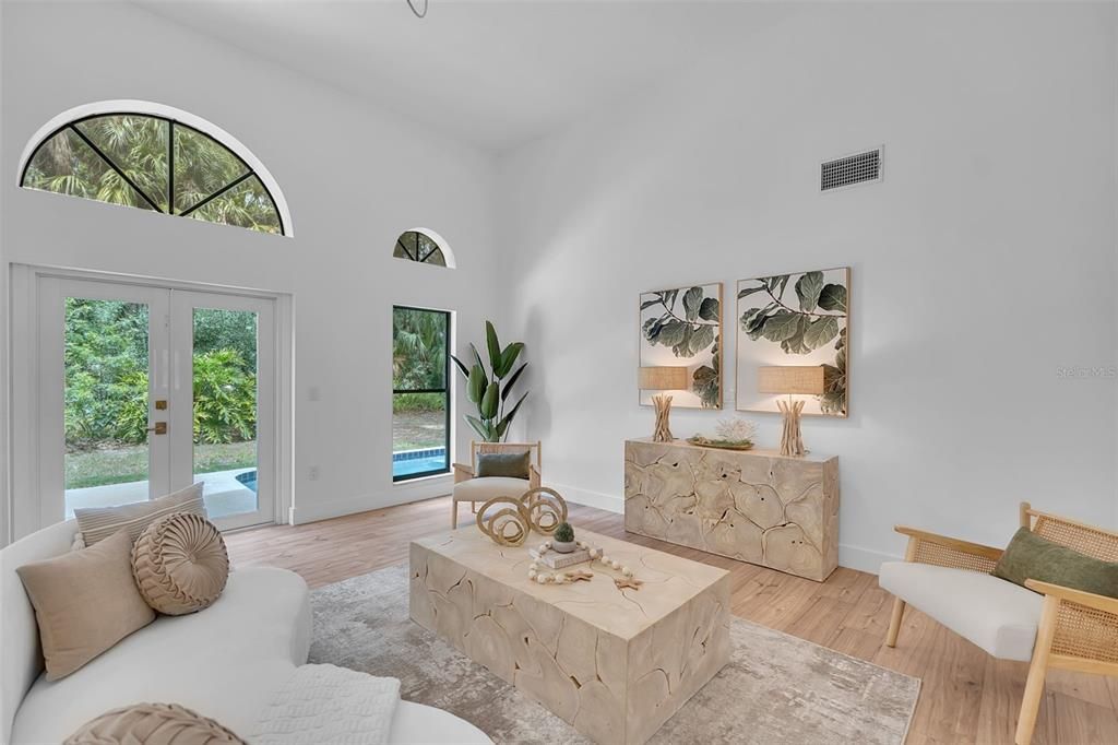 For Sale: $548,000 (3 beds, 2 baths, 1834 Square Feet)