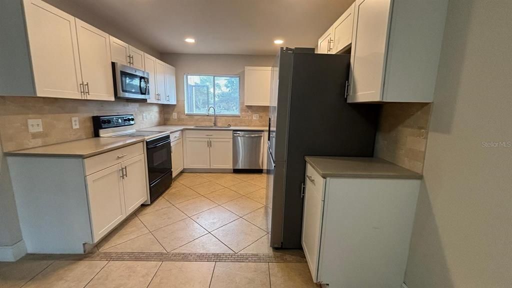В аренду: $2,500 (3 спален, 2 ванн, 1662 Квадратных фут)