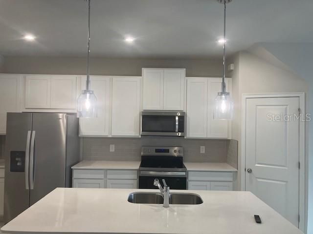 En Renta: $2,495 (3 camas, 2 baños, 1624 Pies cuadrados)