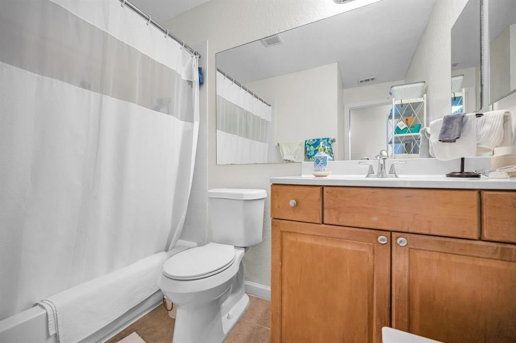 En Venta: $219,900 (2 camas, 2 baños, 1138 Pies cuadrados)