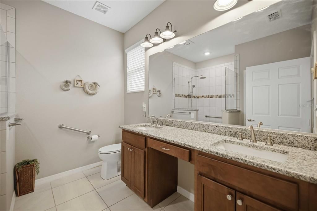For Sale: $317,500 (3 beds, 2 baths, 1746 Square Feet)