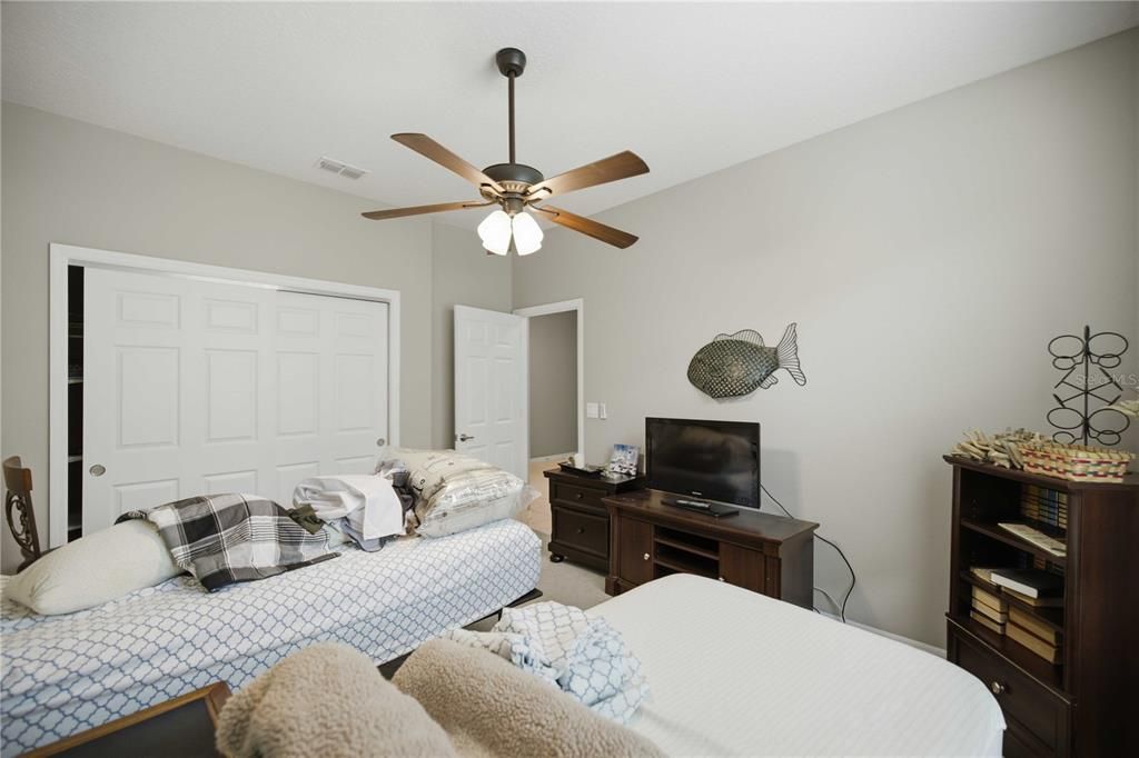 For Sale: $317,500 (3 beds, 2 baths, 1746 Square Feet)
