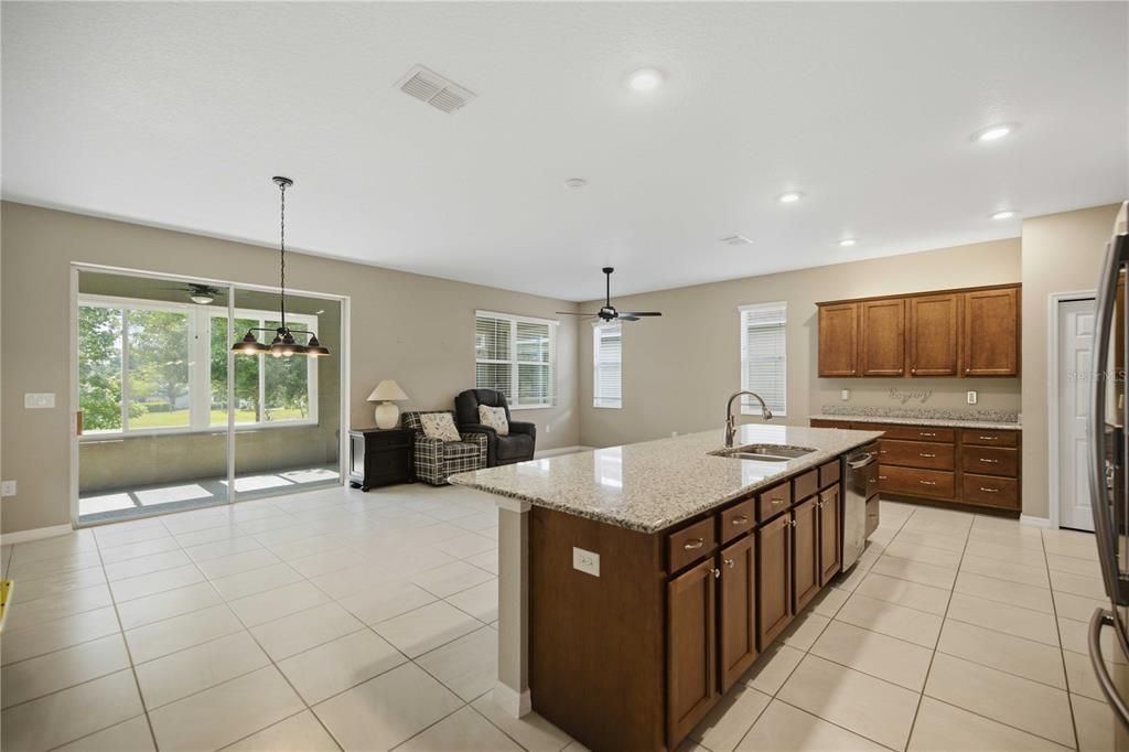 For Sale: $317,500 (3 beds, 2 baths, 1746 Square Feet)