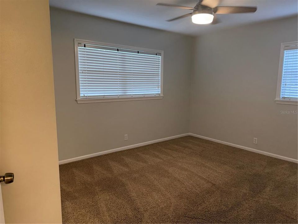 For Sale: $359,900 (2 beds, 1 baths, 1064 Square Feet)