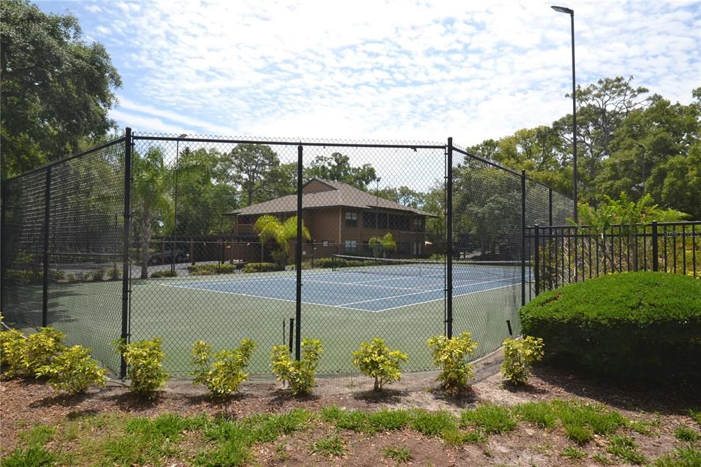 For Rent: $1,950 (2 beds, 2 baths, 1050 Square Feet)
