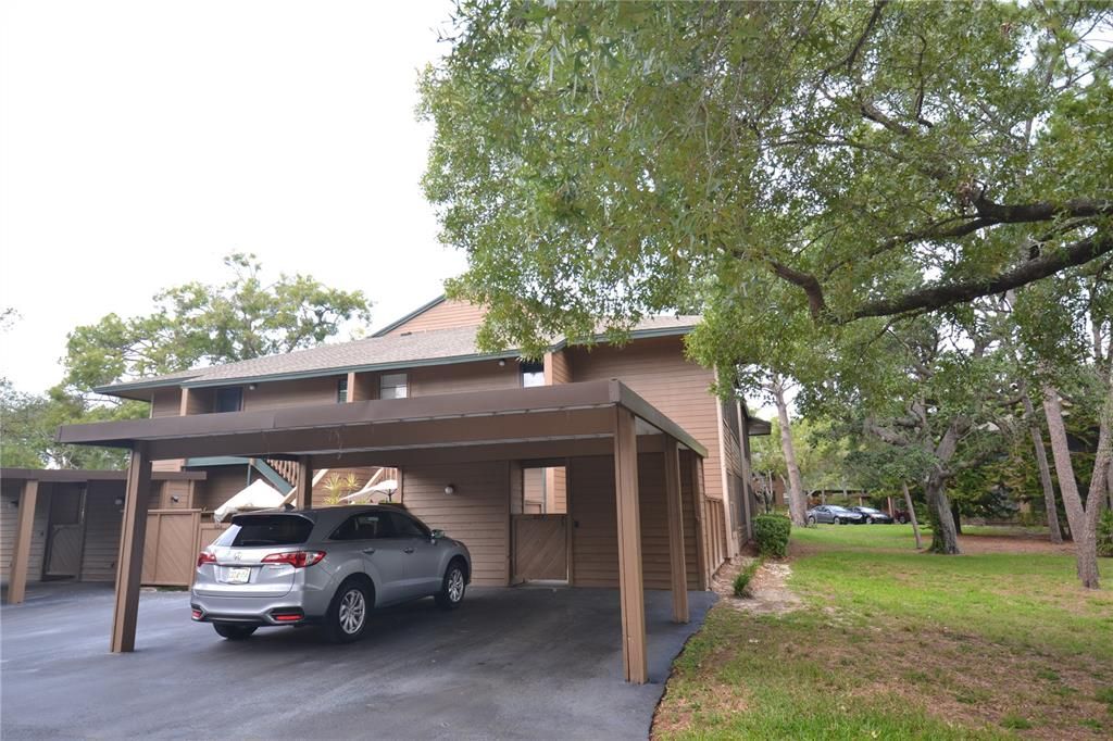 For Rent: $1,950 (2 beds, 2 baths, 1050 Square Feet)