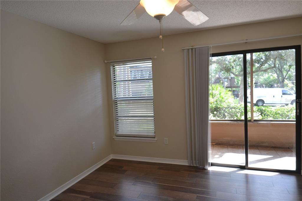 For Rent: $1,950 (2 beds, 2 baths, 1050 Square Feet)
