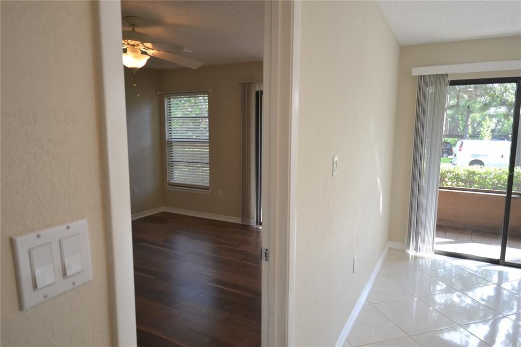 For Rent: $1,950 (2 beds, 2 baths, 1050 Square Feet)