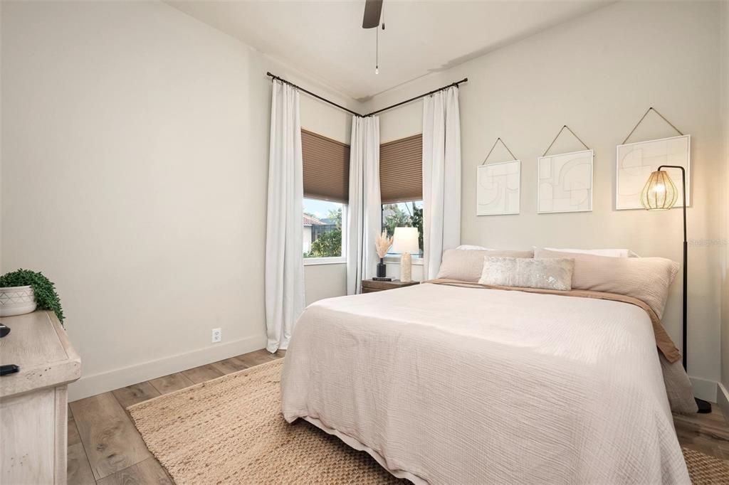 For Sale: $775,000 (4 beds, 3 baths, 2828 Square Feet)