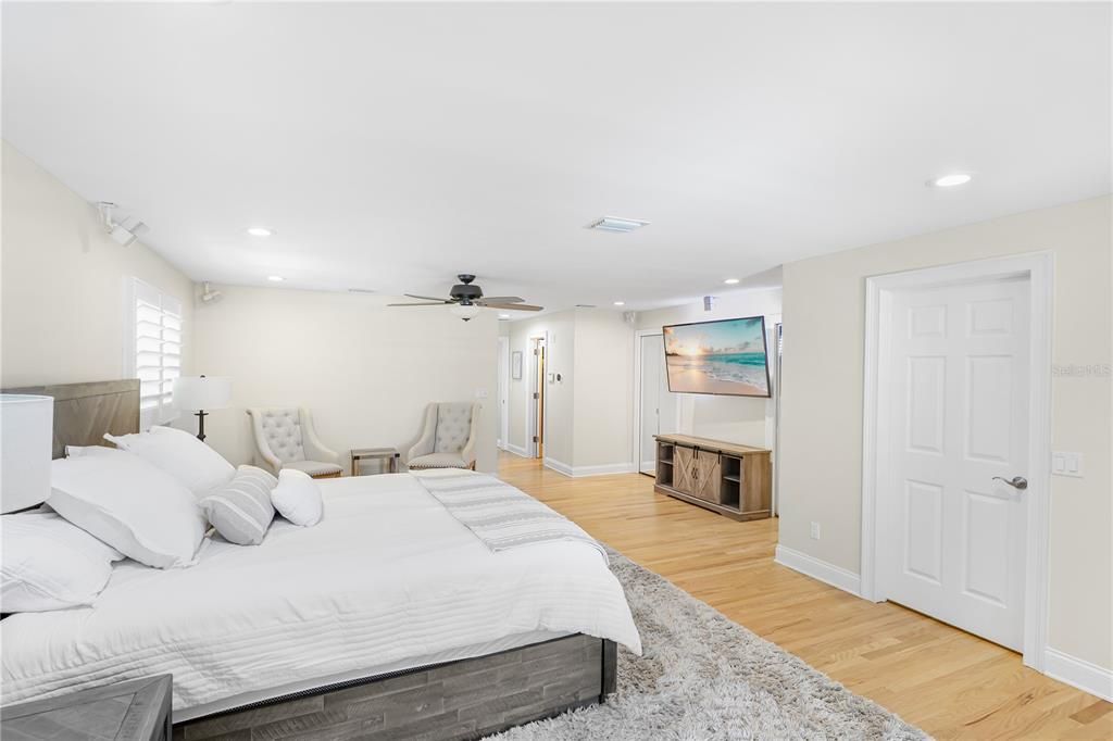 For Sale: $1,525,000 (4 beds, 3 baths, 2763 Square Feet)