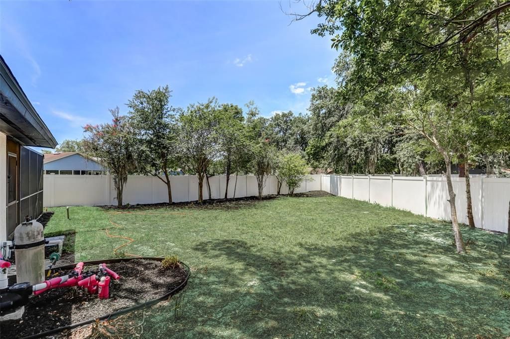 En Venta: $450,000 (4 camas, 2 baños, 1571 Pies cuadrados)