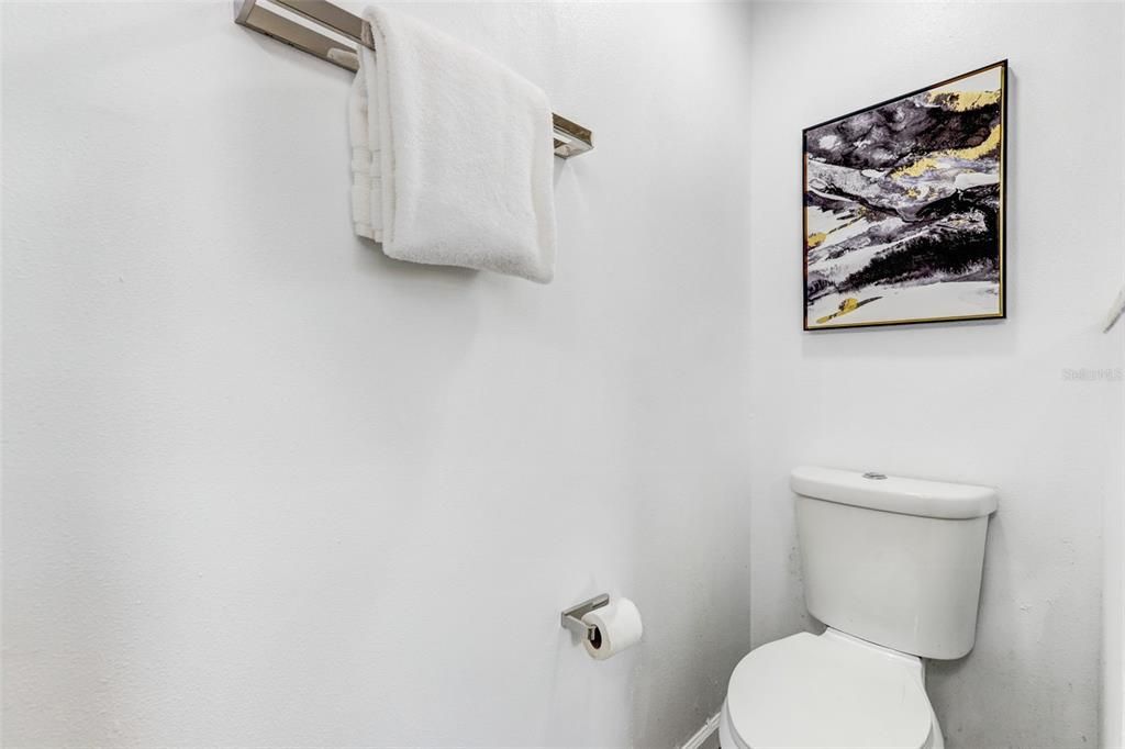 En Venta: $450,000 (4 camas, 2 baños, 1571 Pies cuadrados)