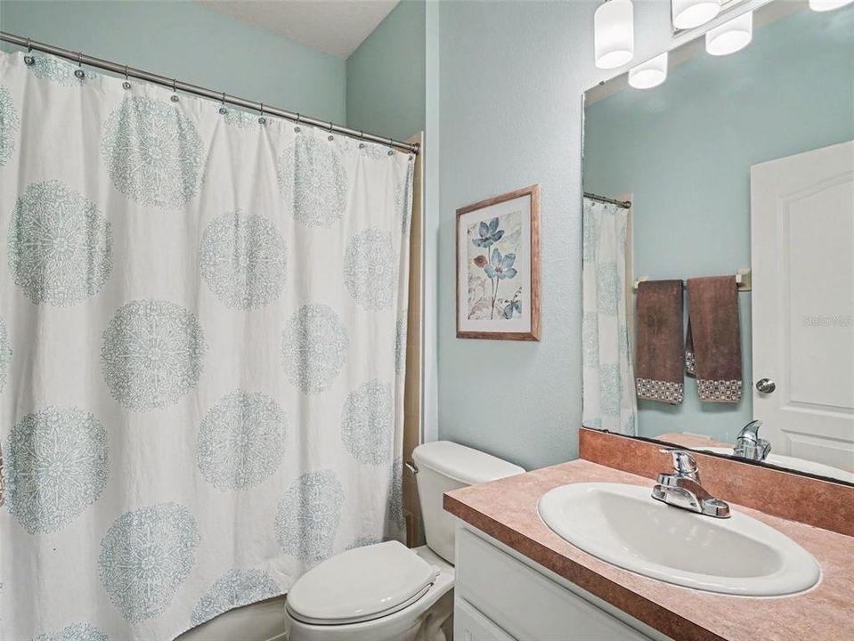 Active With Contract: $330,000 (3 beds, 2 baths, 2035 Square Feet)
