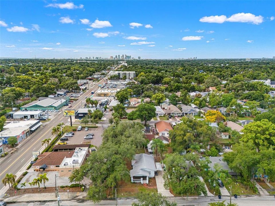 En Venta: $550,000 (3 camas, 3 baños, 1564 Pies cuadrados)