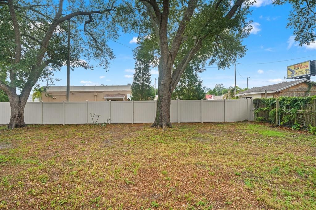 En Venta: $550,000 (3 camas, 3 baños, 1564 Pies cuadrados)