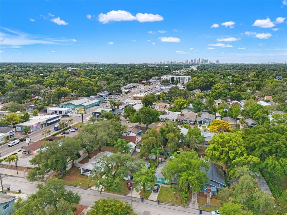 En Venta: $550,000 (3 camas, 3 baños, 1564 Pies cuadrados)