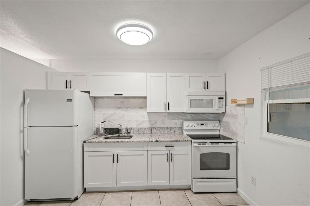 En Venta: $550,000 (3 camas, 3 baños, 1564 Pies cuadrados)