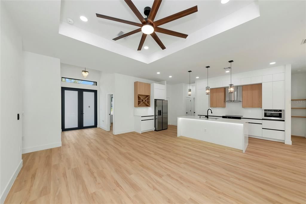 For Sale: $469,000 (3 beds, 2 baths, 1741 Square Feet)