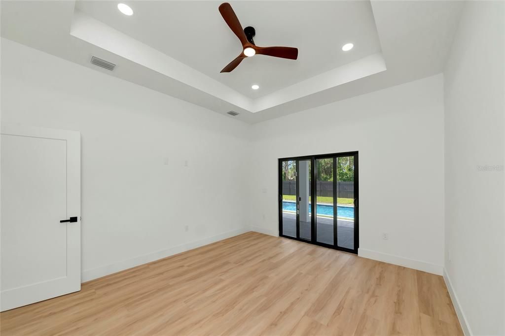 For Sale: $469,000 (3 beds, 2 baths, 1741 Square Feet)