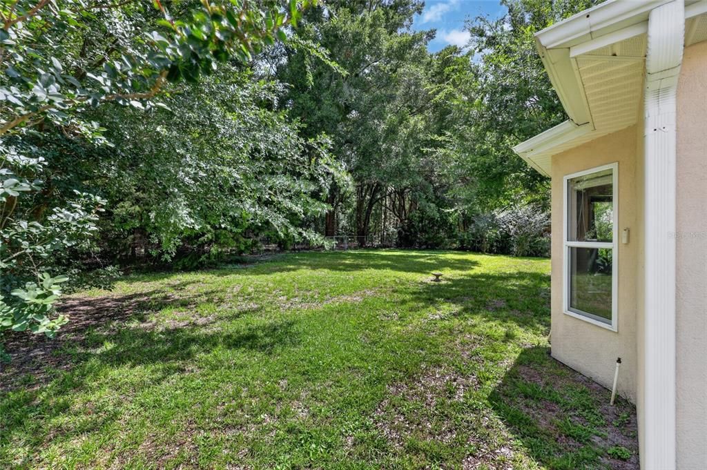 For Sale: $249,000 (2 beds, 2 baths, 1949 Square Feet)