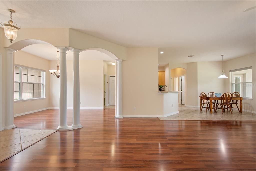 For Sale: $443,000 (3 beds, 2 baths, 2084 Square Feet)