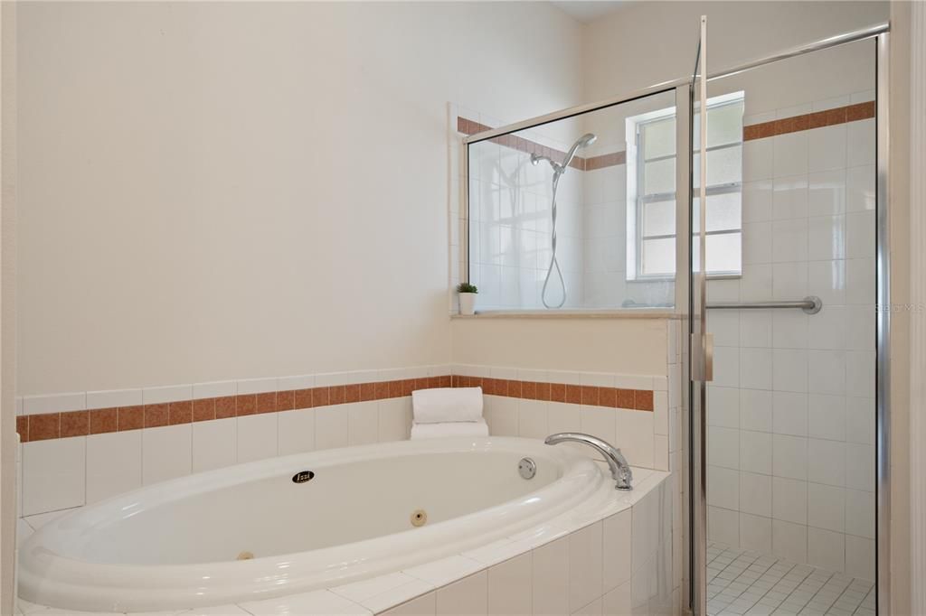 For Sale: $443,000 (3 beds, 2 baths, 2084 Square Feet)