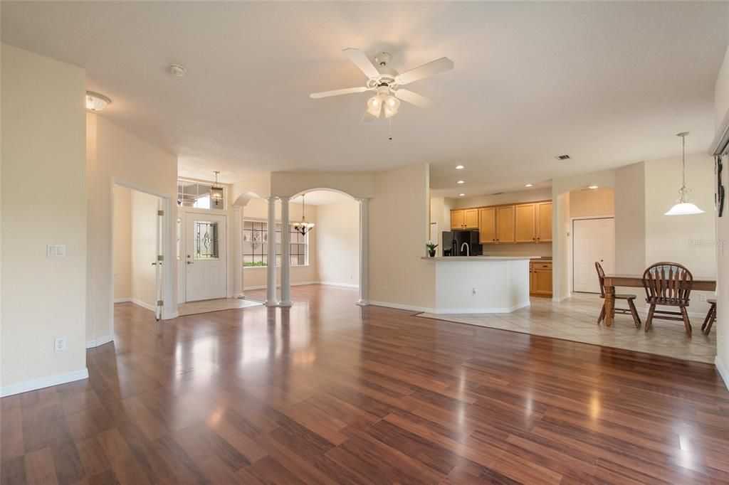 For Sale: $443,000 (3 beds, 2 baths, 2084 Square Feet)