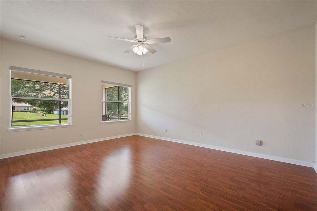 For Sale: $443,000 (3 beds, 2 baths, 2084 Square Feet)
