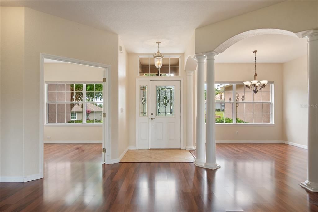 For Sale: $443,000 (3 beds, 2 baths, 2084 Square Feet)