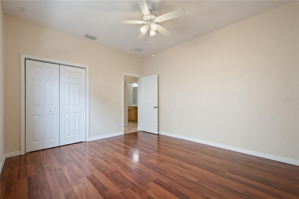 For Sale: $443,000 (3 beds, 2 baths, 2084 Square Feet)