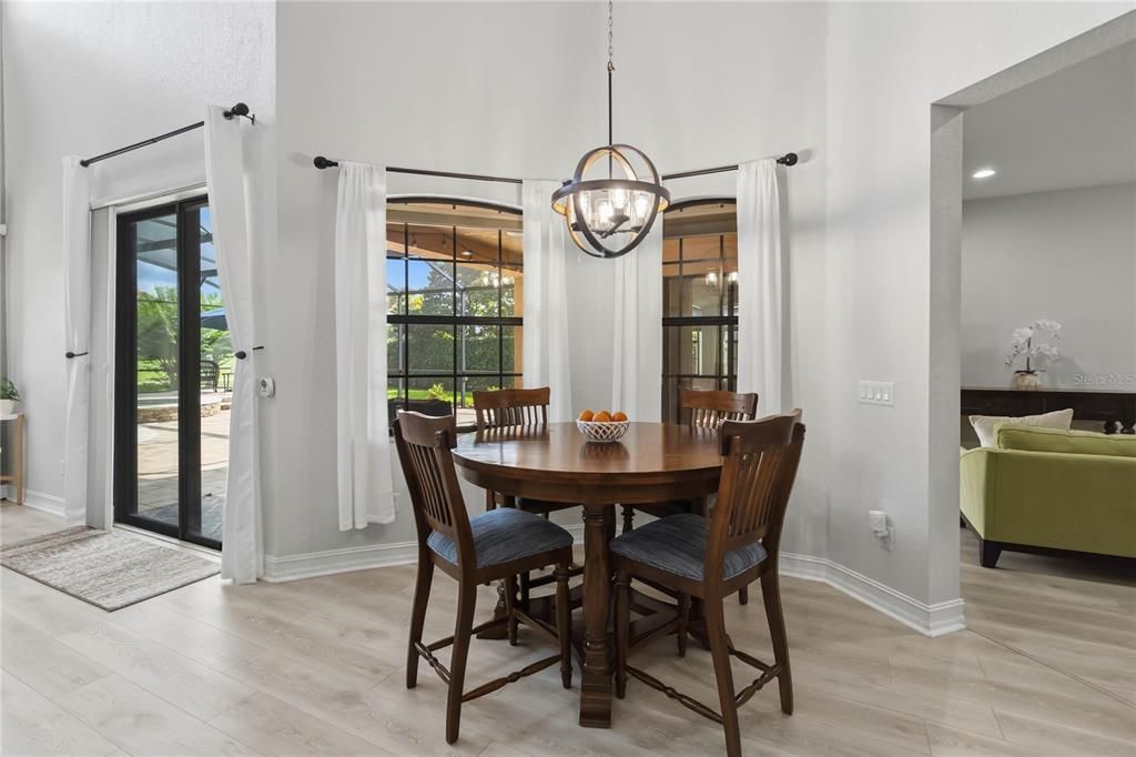 En Venta: $1,199,995 (5 camas, 4 baños, 3602 Pies cuadrados)