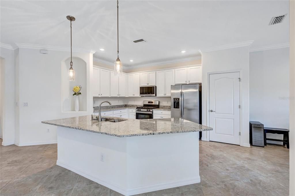 For Sale: $675,000 (4 beds, 2 baths, 2251 Square Feet)