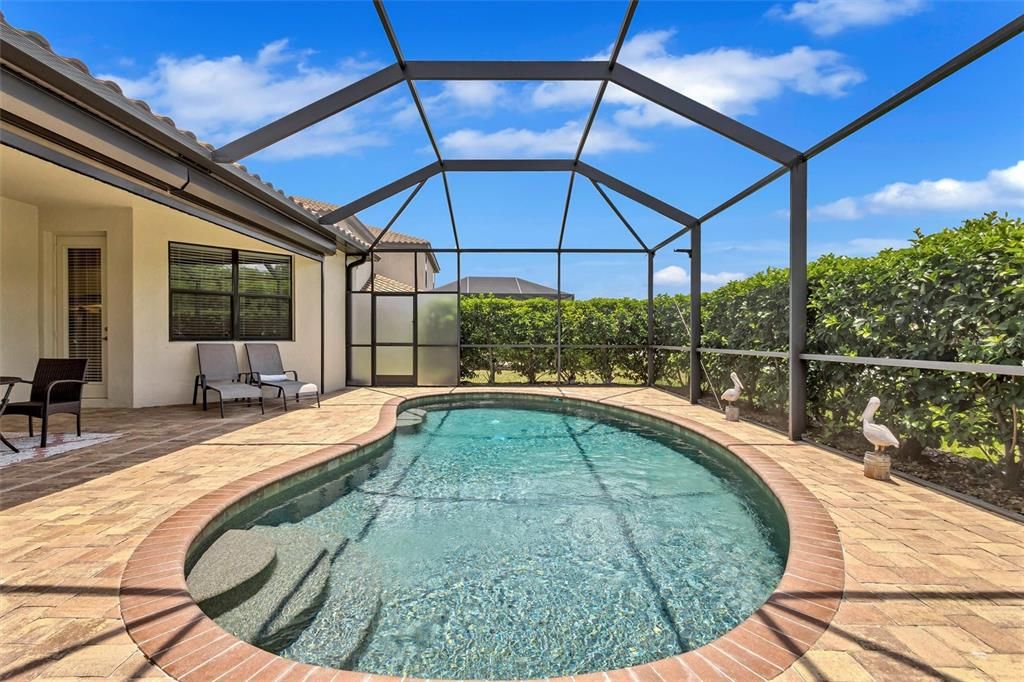 For Sale: $675,000 (4 beds, 2 baths, 2251 Square Feet)