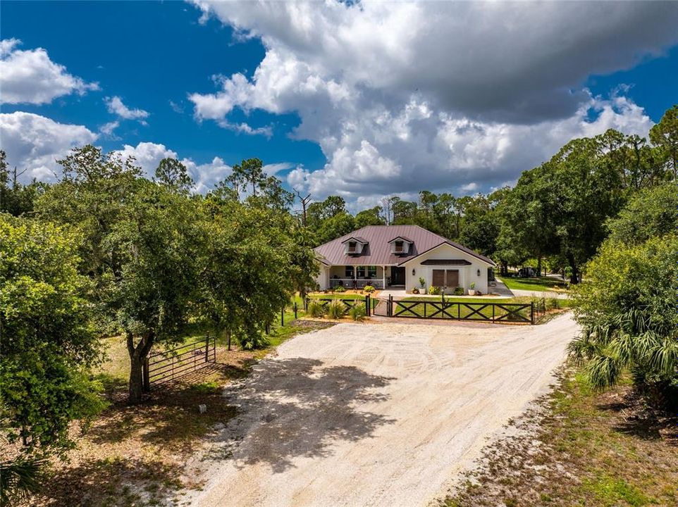На продажу: $1,339,000 (4 спален, 2 ванн, 2345 Квадратных фут)