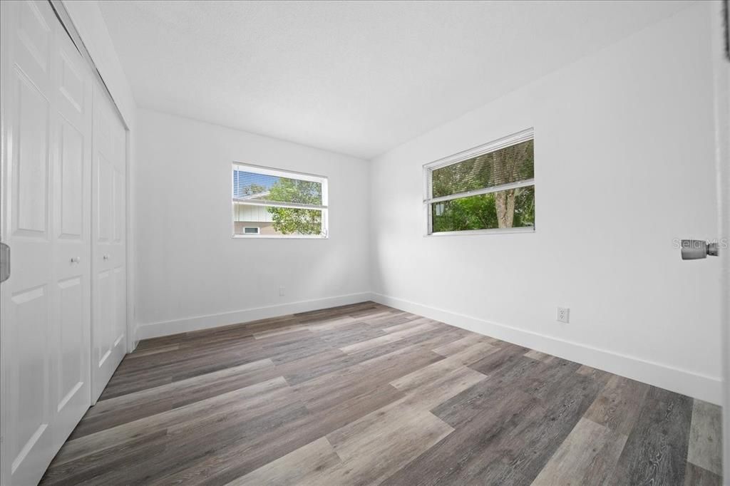 For Sale: $199,999 (3 beds, 2 baths, 1152 Square Feet)