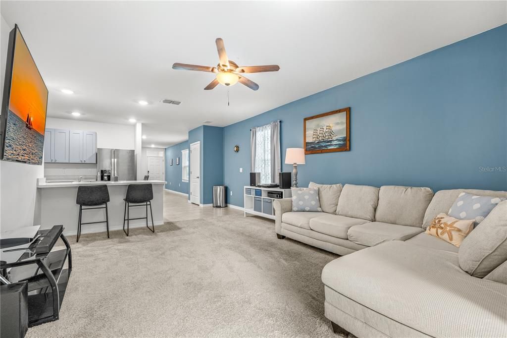 For Sale: $349,900 (3 beds, 2 baths, 1516 Square Feet)
