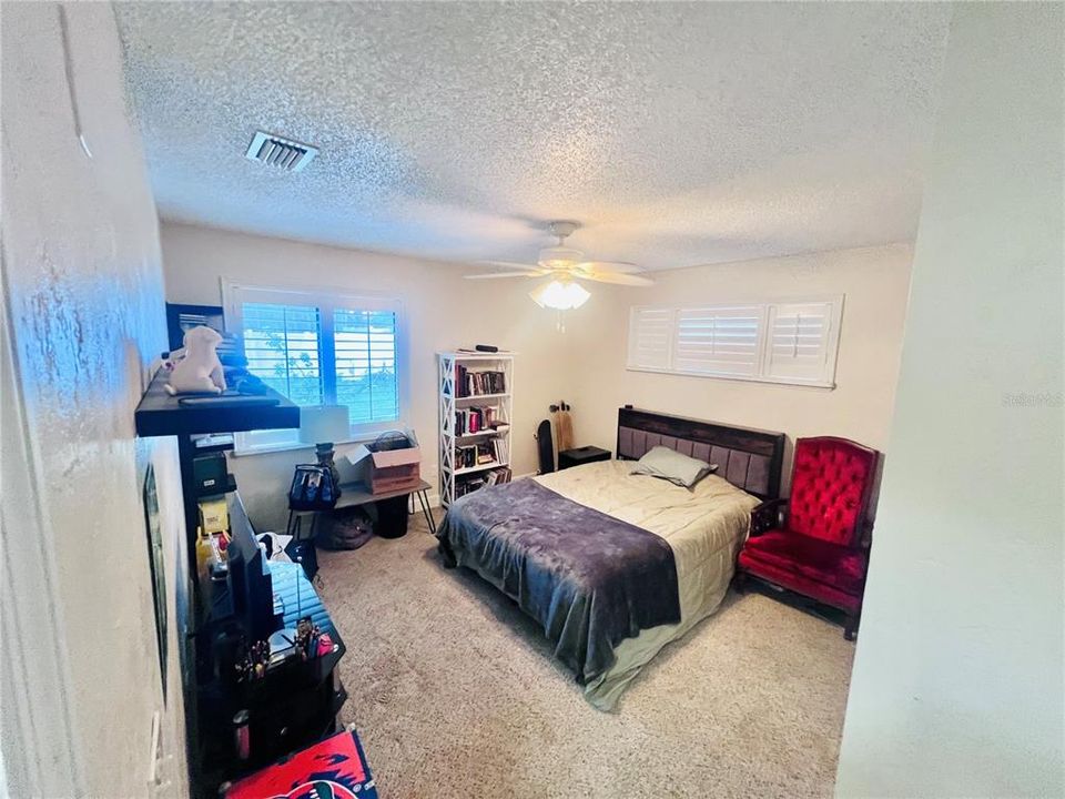 For Sale: $449,900 (3 beds, 2 baths, 2185 Square Feet)