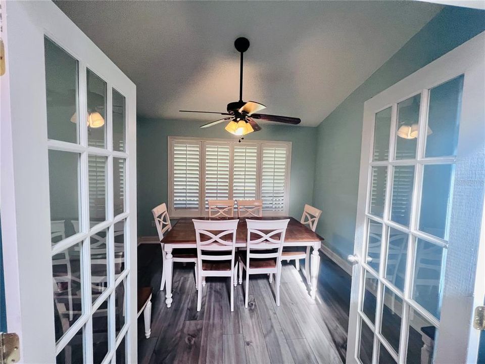 For Sale: $449,900 (3 beds, 2 baths, 2185 Square Feet)